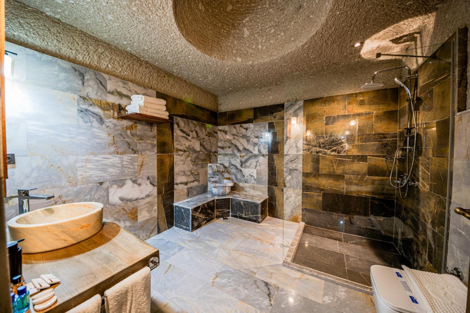 内夫谢希尔 Majestic Cave House酒店 外观 照片