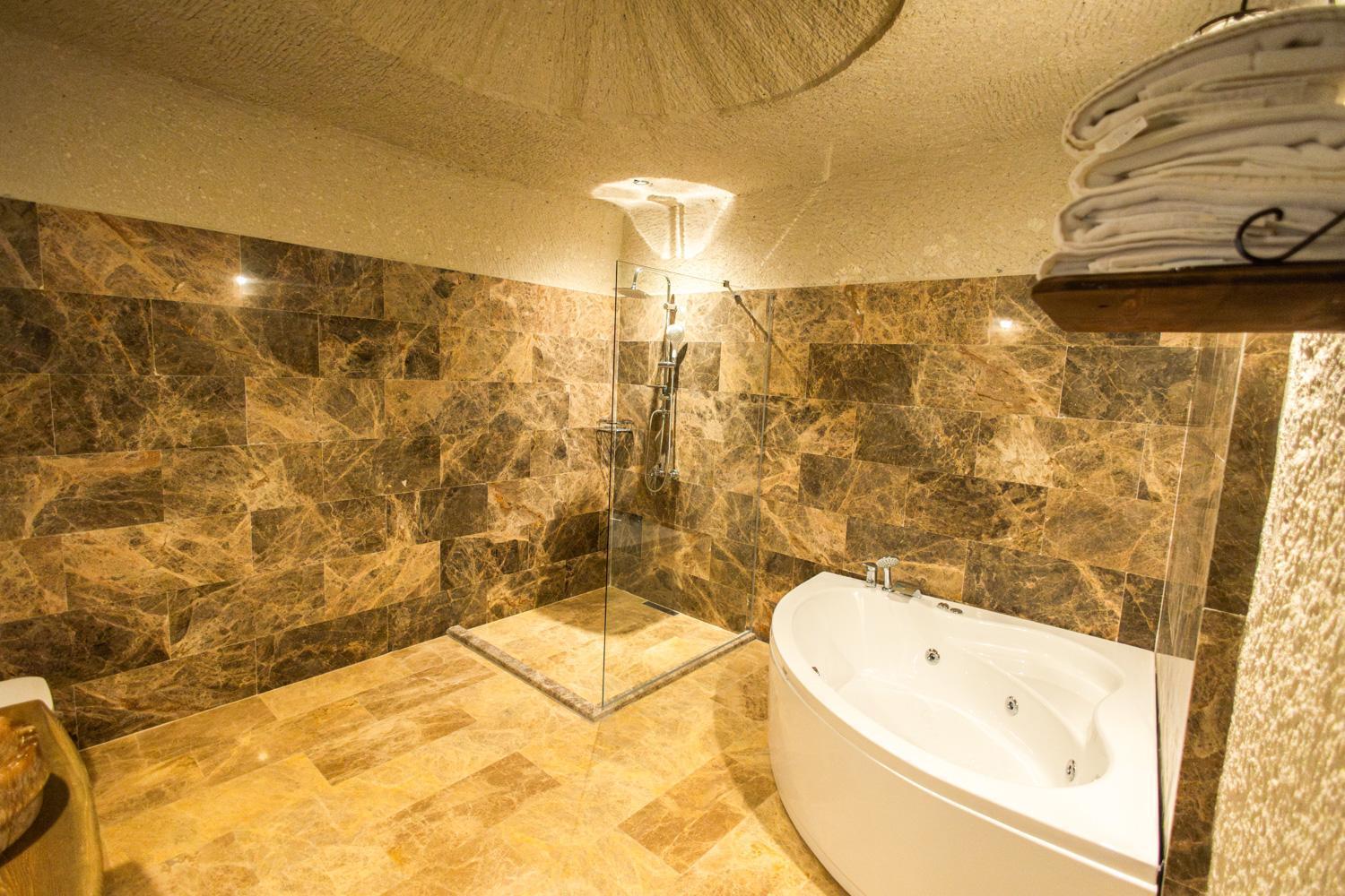 内夫谢希尔 Majestic Cave House酒店 外观 照片